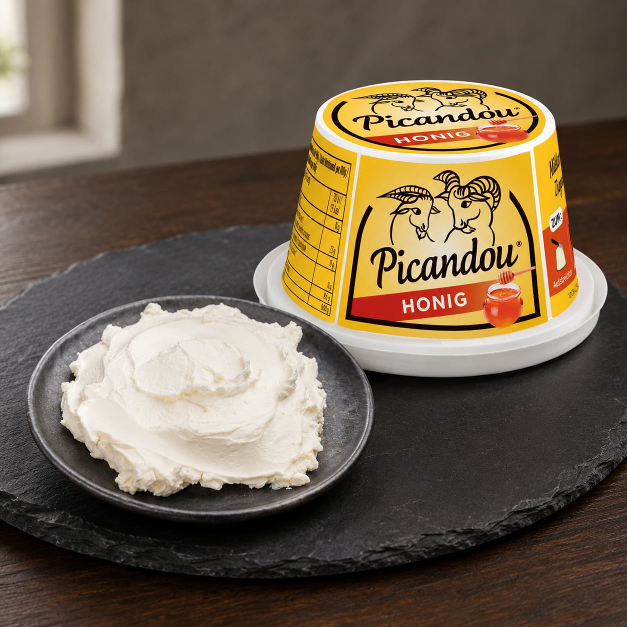 はちみつ入り フレッシュヤギチーズ 125g フランス産 ピカンドゥ ミエル シェーブル チーズスプレッド 塗るチーズ Fresh goat cheese Picandou miel a tartiner