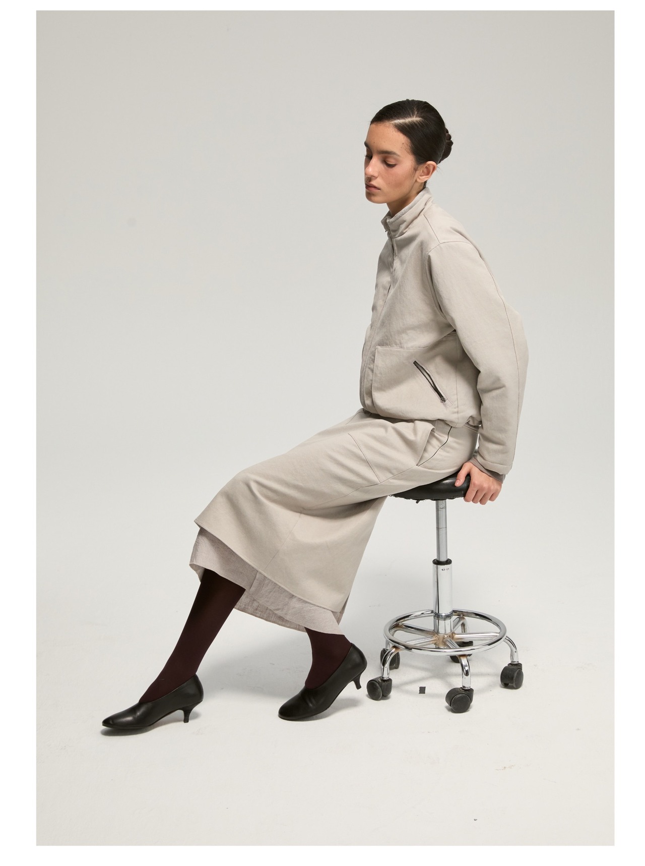 DECESOLO 26AW 3Mシンサレート マルチマテリアル ショート中綿ジャケット