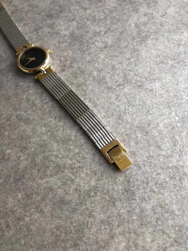 Christian Dior クリスチャン ディオール 腕時計 シルバー×ゴールド ロゴ ステンレススチール クウォーツ 3025 vintage ヴィンテージ オールド 3es7fc