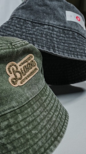 Moco Logo Washed Vintage Bucket Hat [BLACK]