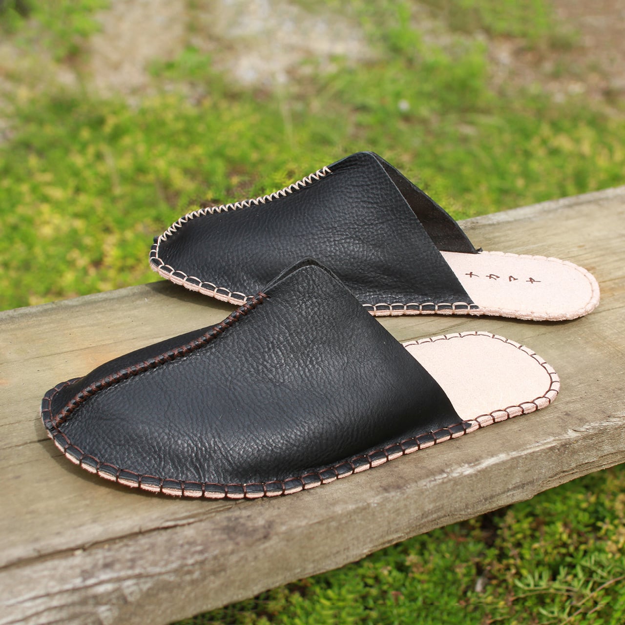 在庫限り特別価格！】送料込み 黒 おうちで縫える本革ルームシューズ