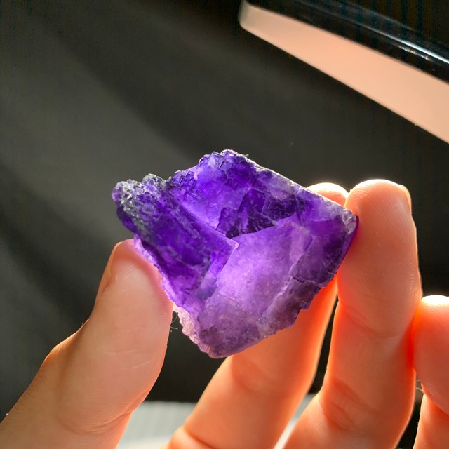 クラスター4 濃いパープルフローライト