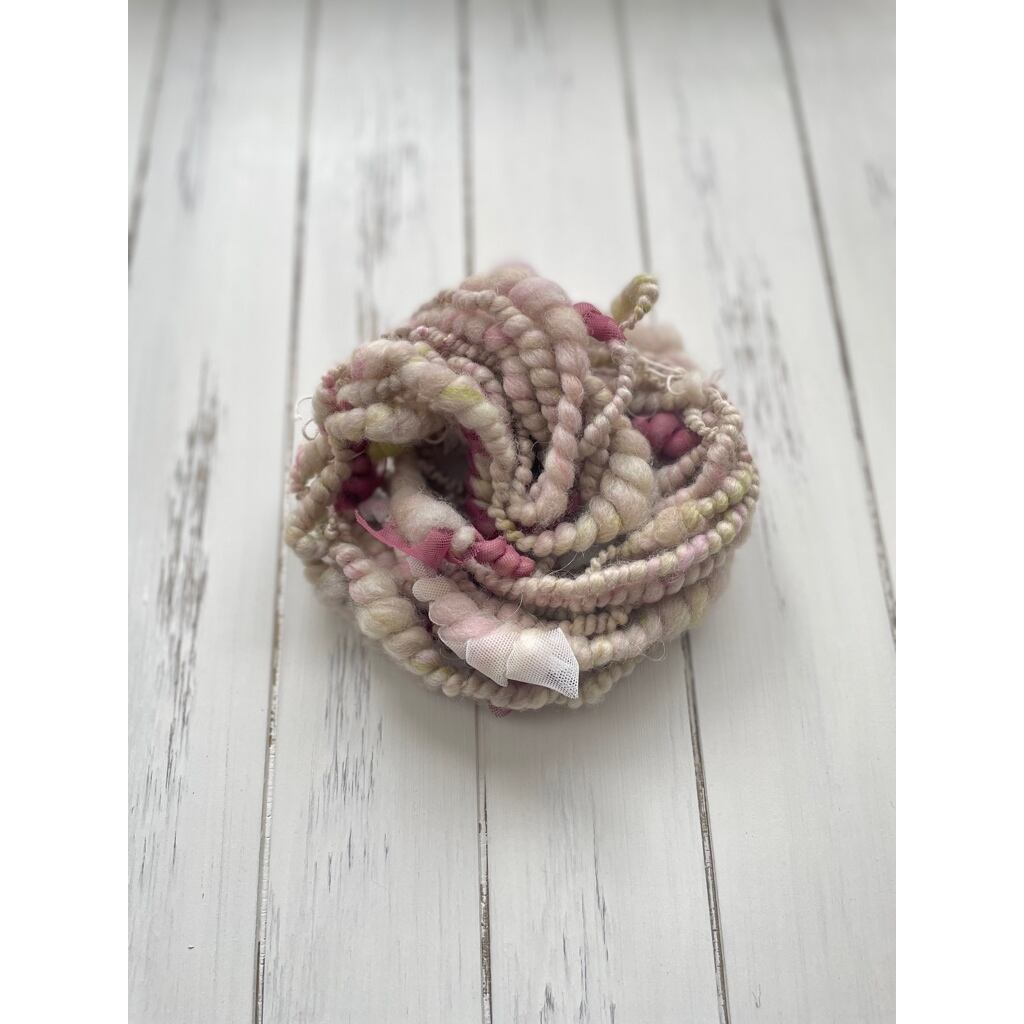 アートヤーン  手紡ぎ糸【22-0208】