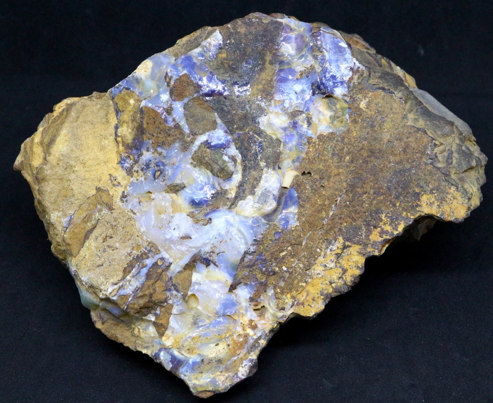 大きい！ ボルダー オパールオーストラリア産 原石 鉱物 天然石 639,6g