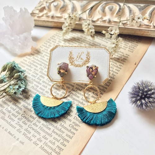 【CREA掲載】éventail vert earring