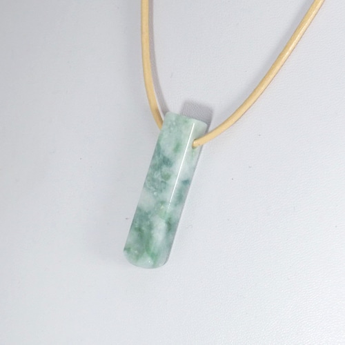 糸魚川翡翠 青緑 ペンダントトップ 6.2g  Itoigawa green of blue tint Jadeite pendant top