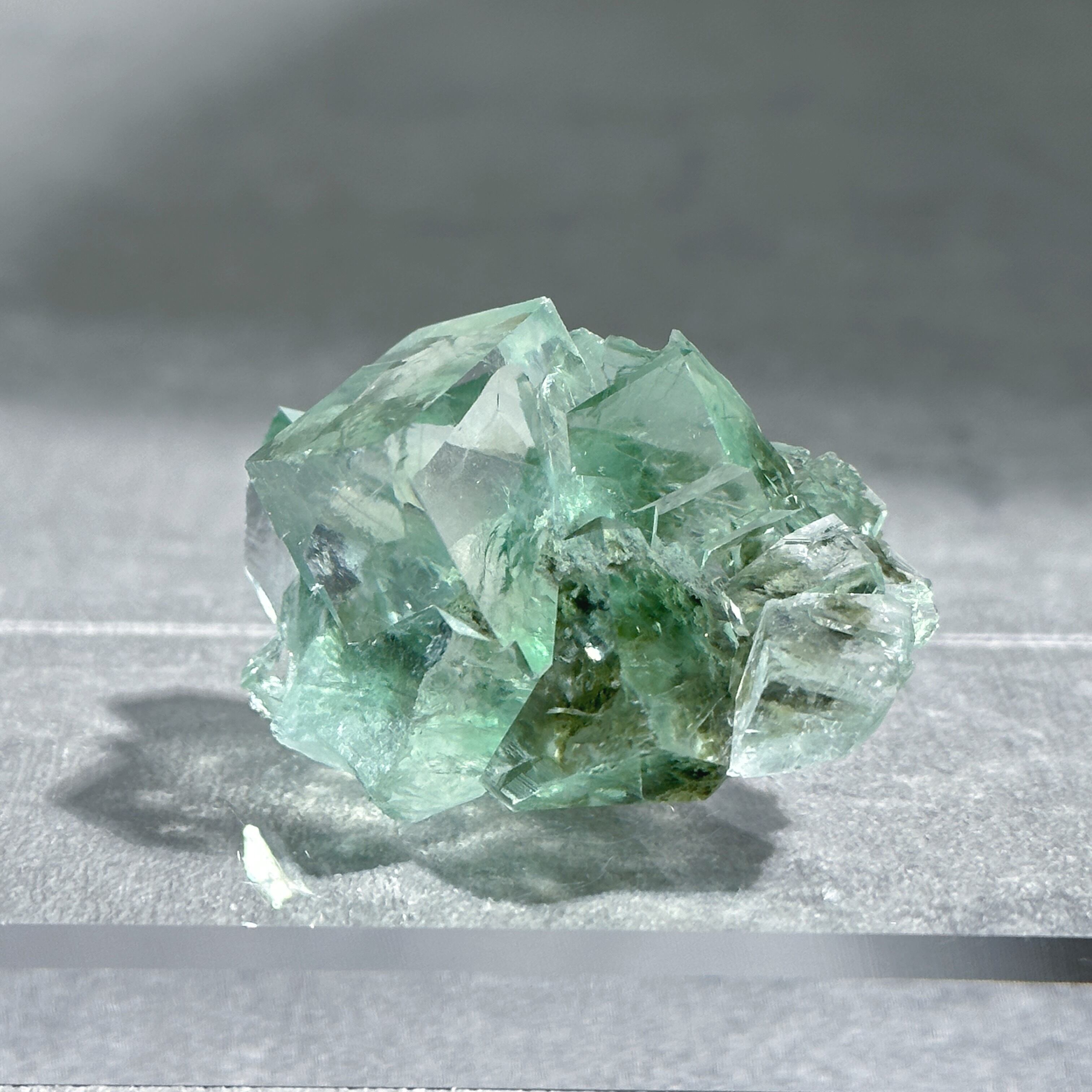 シャンファーリン産フローライト 原石02◇ Fluorite From Xianghualing ◇天然石・鉱物・パワーストーン