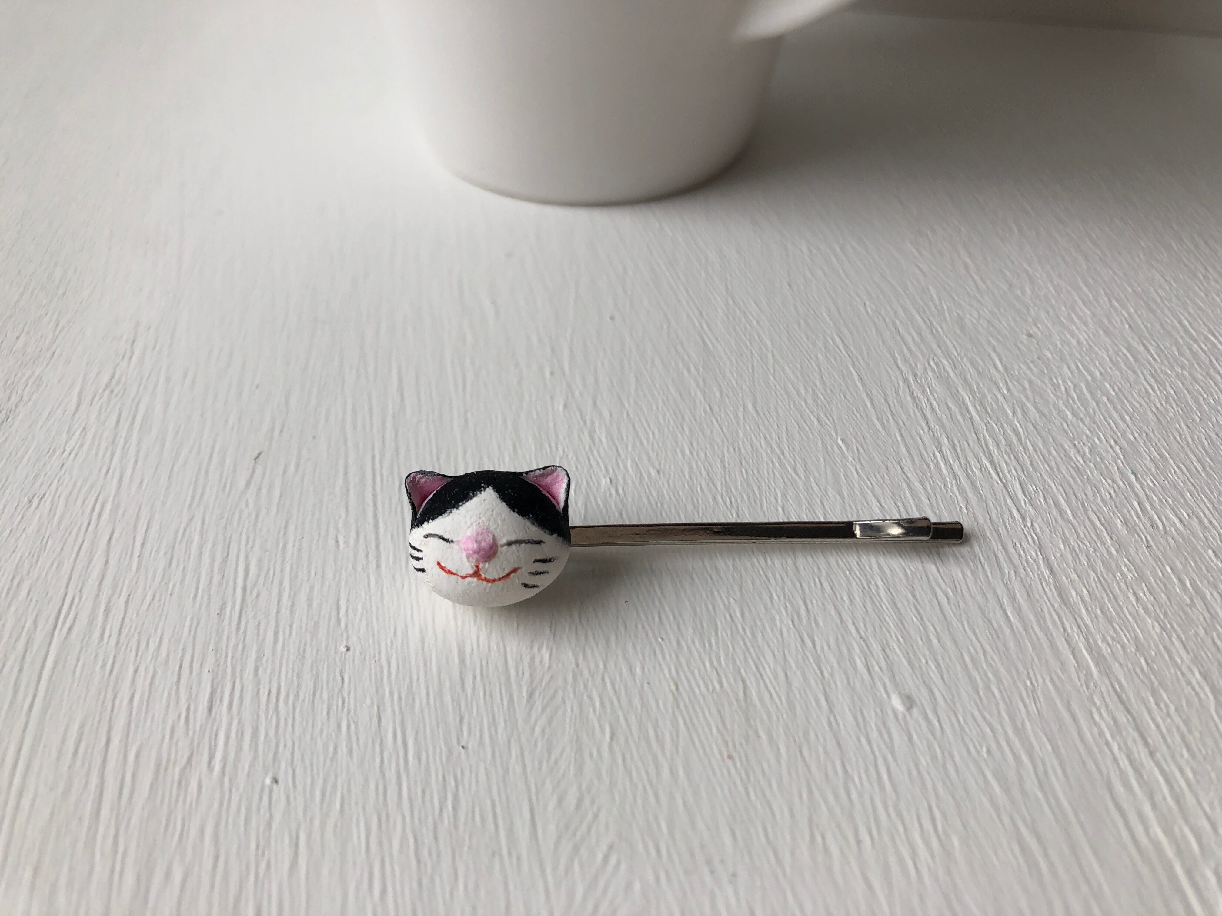 猫さんヘアピン（白黒） | 手ノヒラ堂 Tenohira-shop