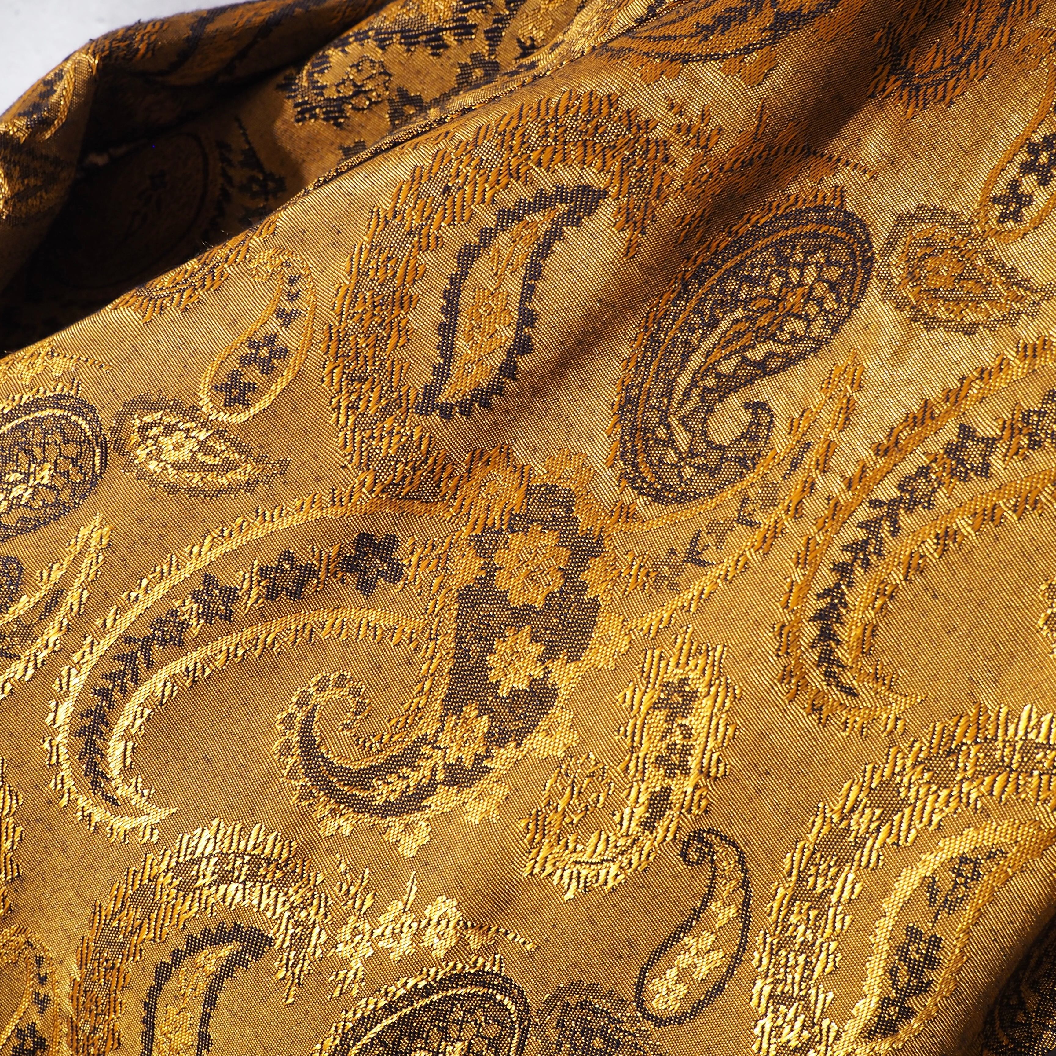 1990s Gold Luxury Paisley Embossed Vintage Loose Easy Jacket
