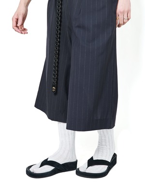 m's braque for MURPHH "CROPPED TUCKED BAGGY PANTS〔NAVY CHALK〕"