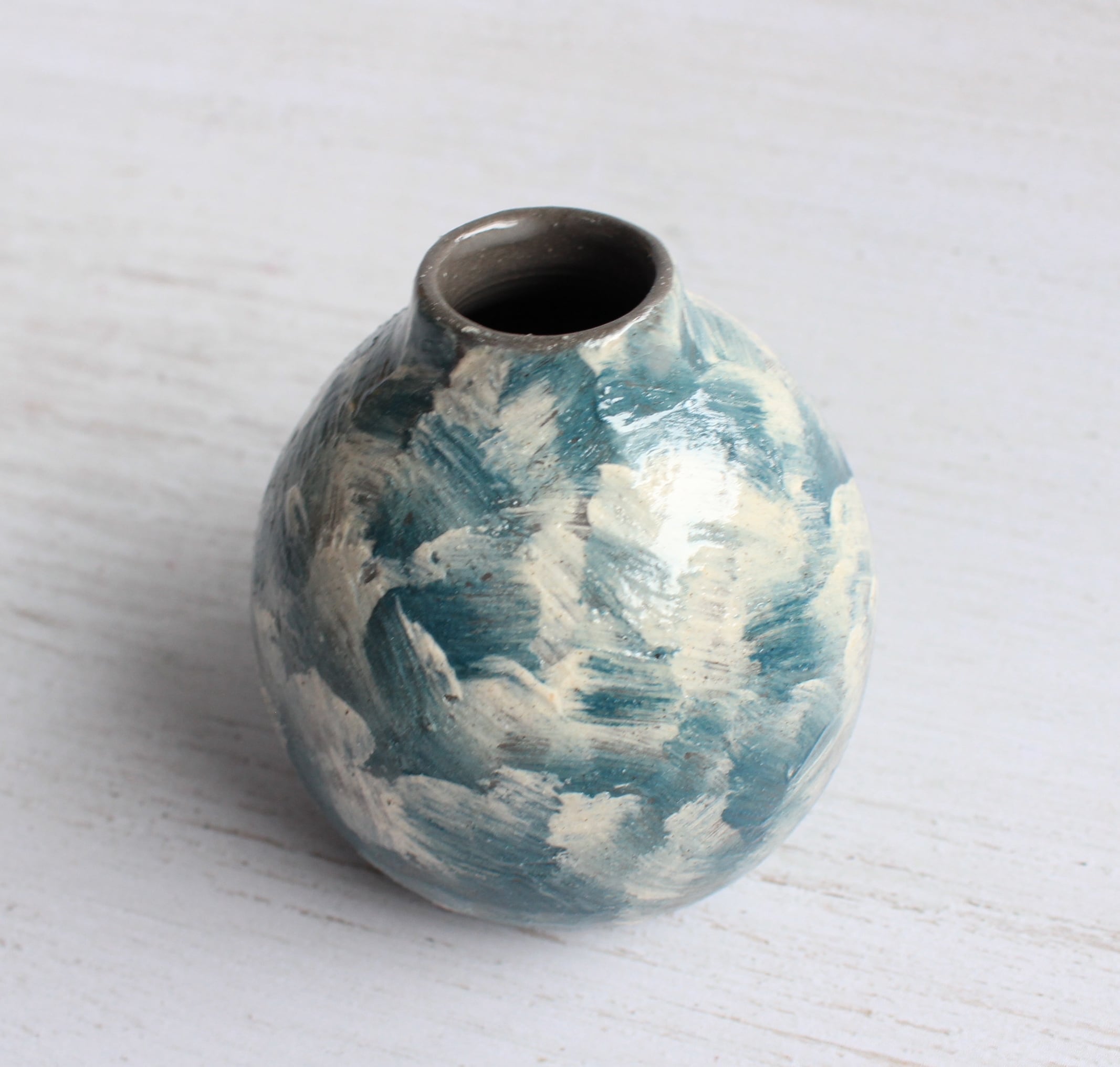 Summer flower vase -Peacock-