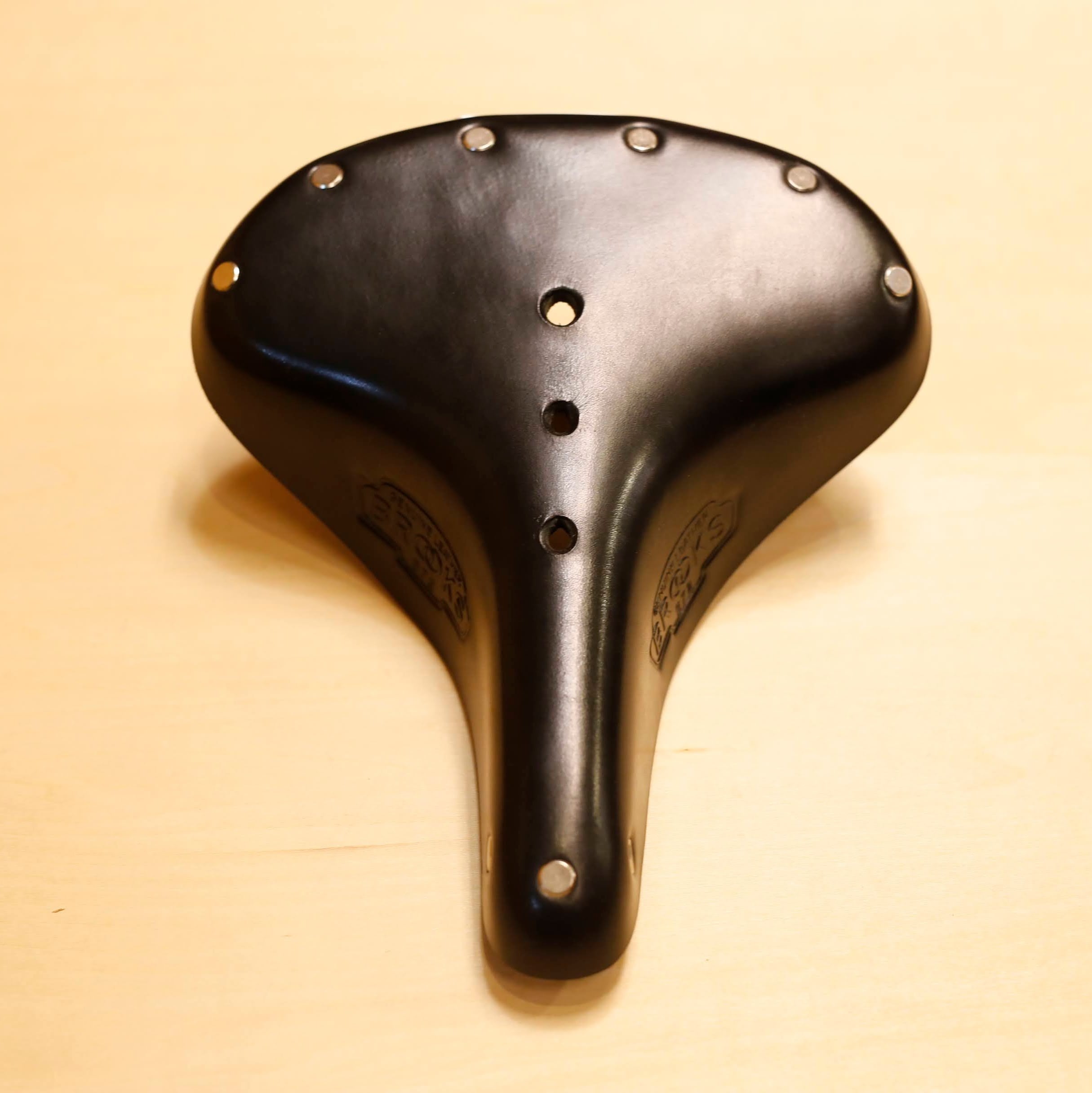 BROOKS* B72 Black | velo life UNPEU