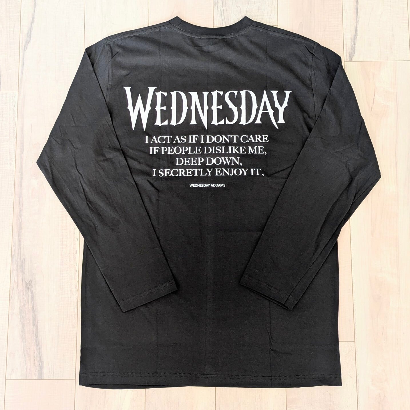 【 Wednesday & HAND / ウェンズデー&ハンド 】ロングTシャツ / ADAMSFAMILY / ジェナ・オルテガ 〚アメリカン雑貨 アメトイ〛
