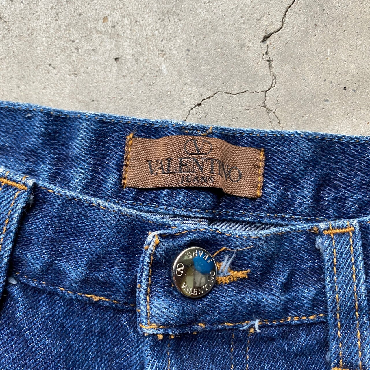 90年代 イタリア製 VALENTINO JEANS ヴァレンティノ ストレートデニム