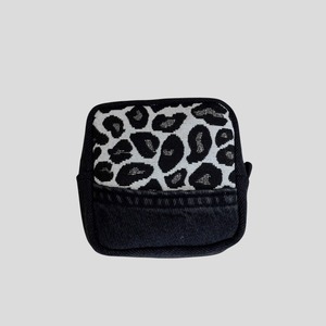 スクエアデニムポーチ (BLACK×SILVER LEOPARD)