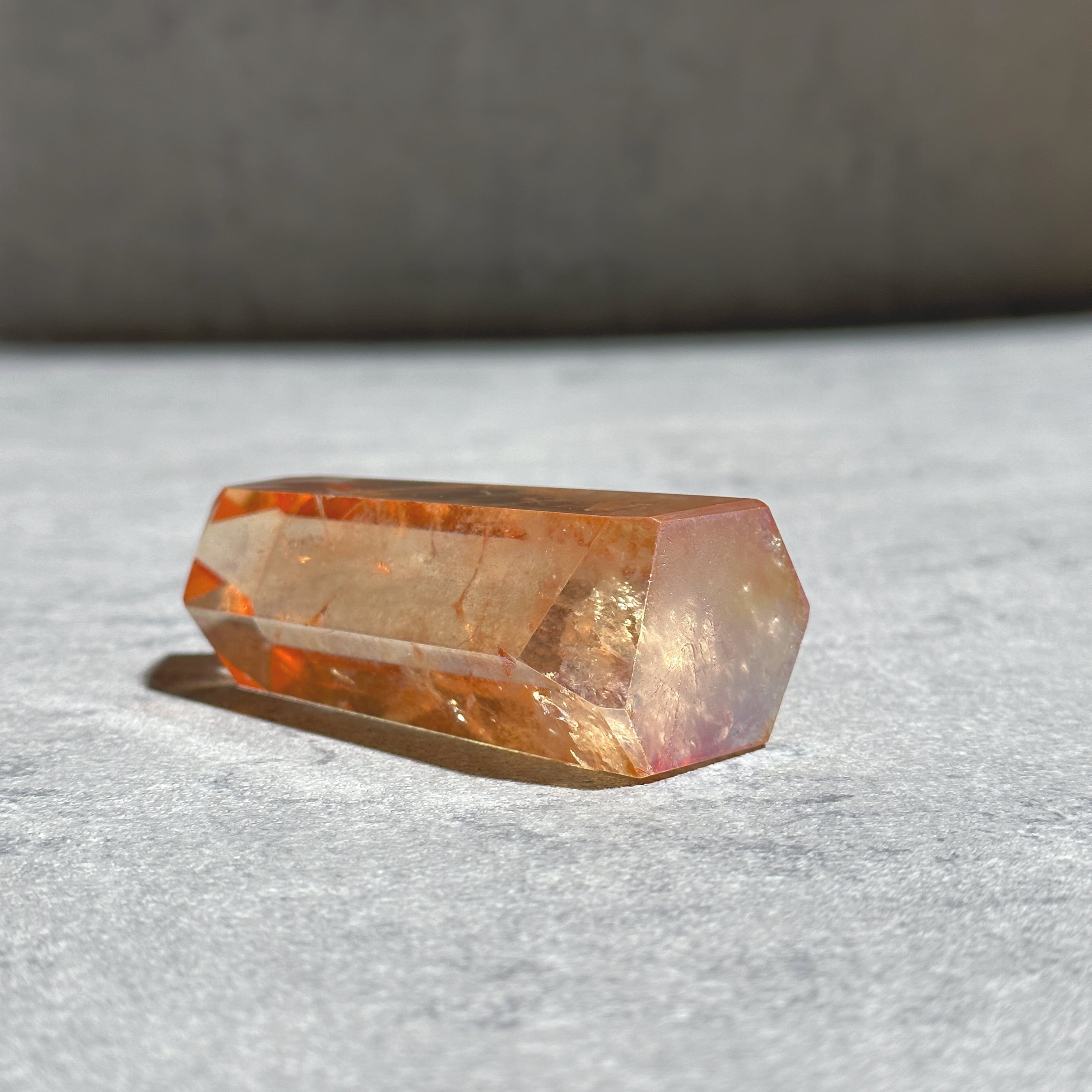 透明感◎オレンジオーラクォーツ タワー04◇ Orange Aura Quartz