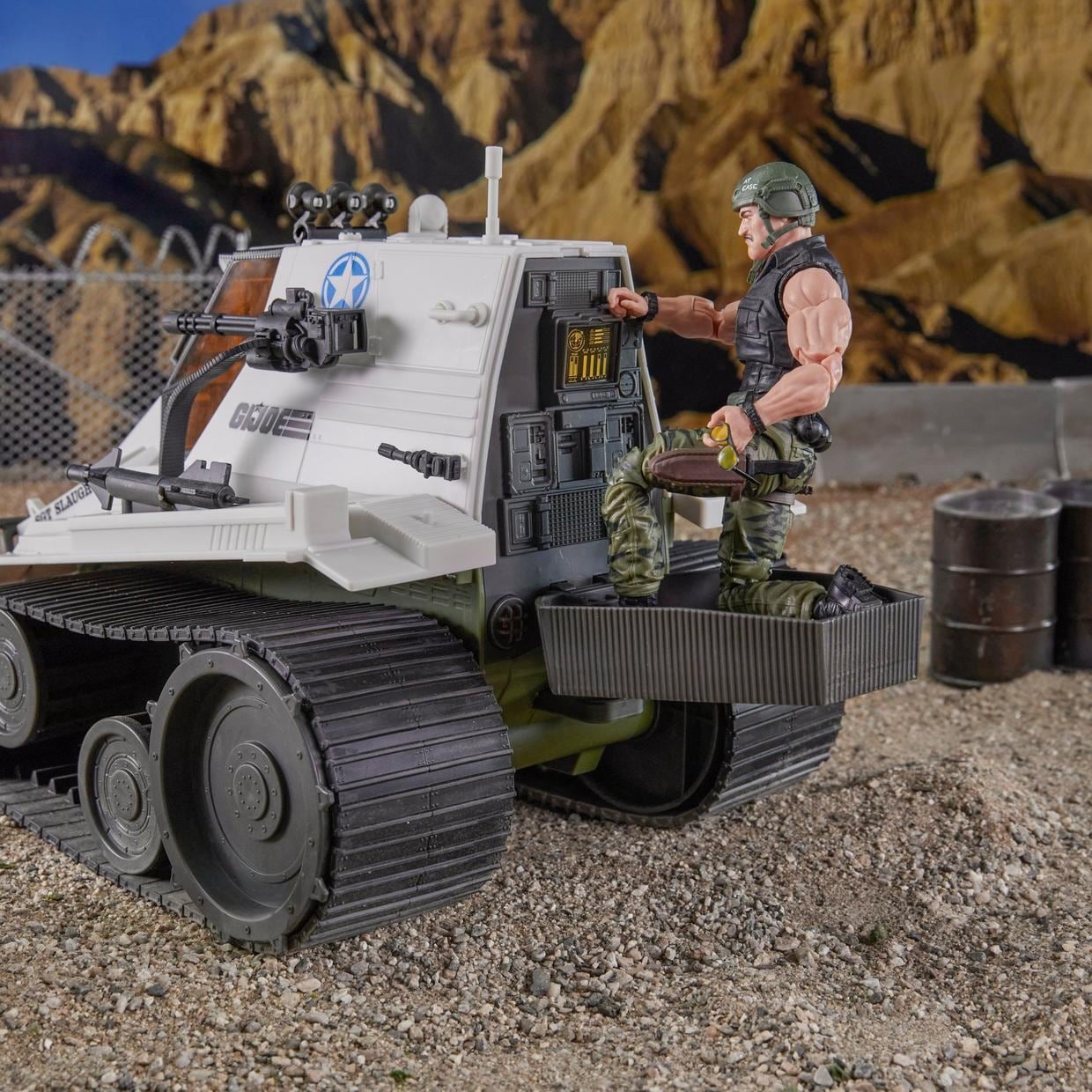 Hasbro G.I. Joe Classified Series #214, Sgt Slaughter & the Triple
