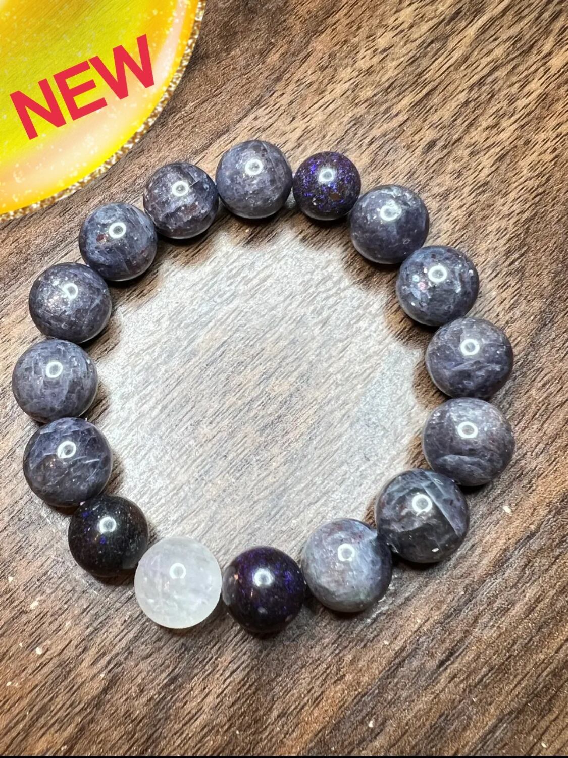 ブラッドショット&マトリックスオパールwithアゼツライト