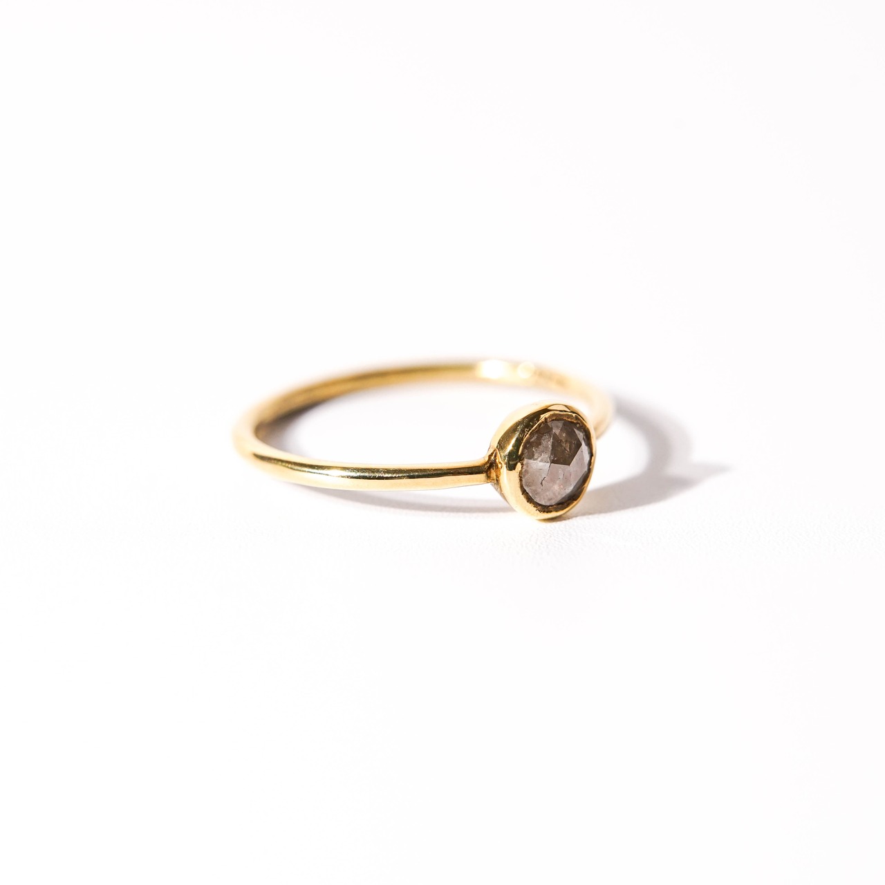 【11号-B】ナチュラルダイヤモンド リング（プチ）