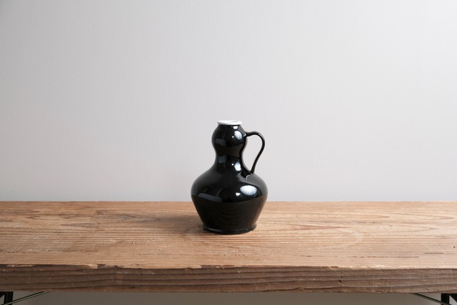 耳付き花器(cul noir) C105