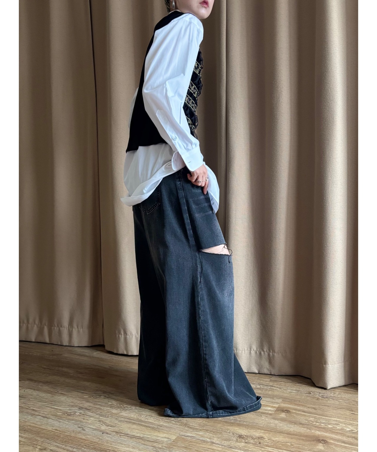 black velour sleeveless tops-5029-10