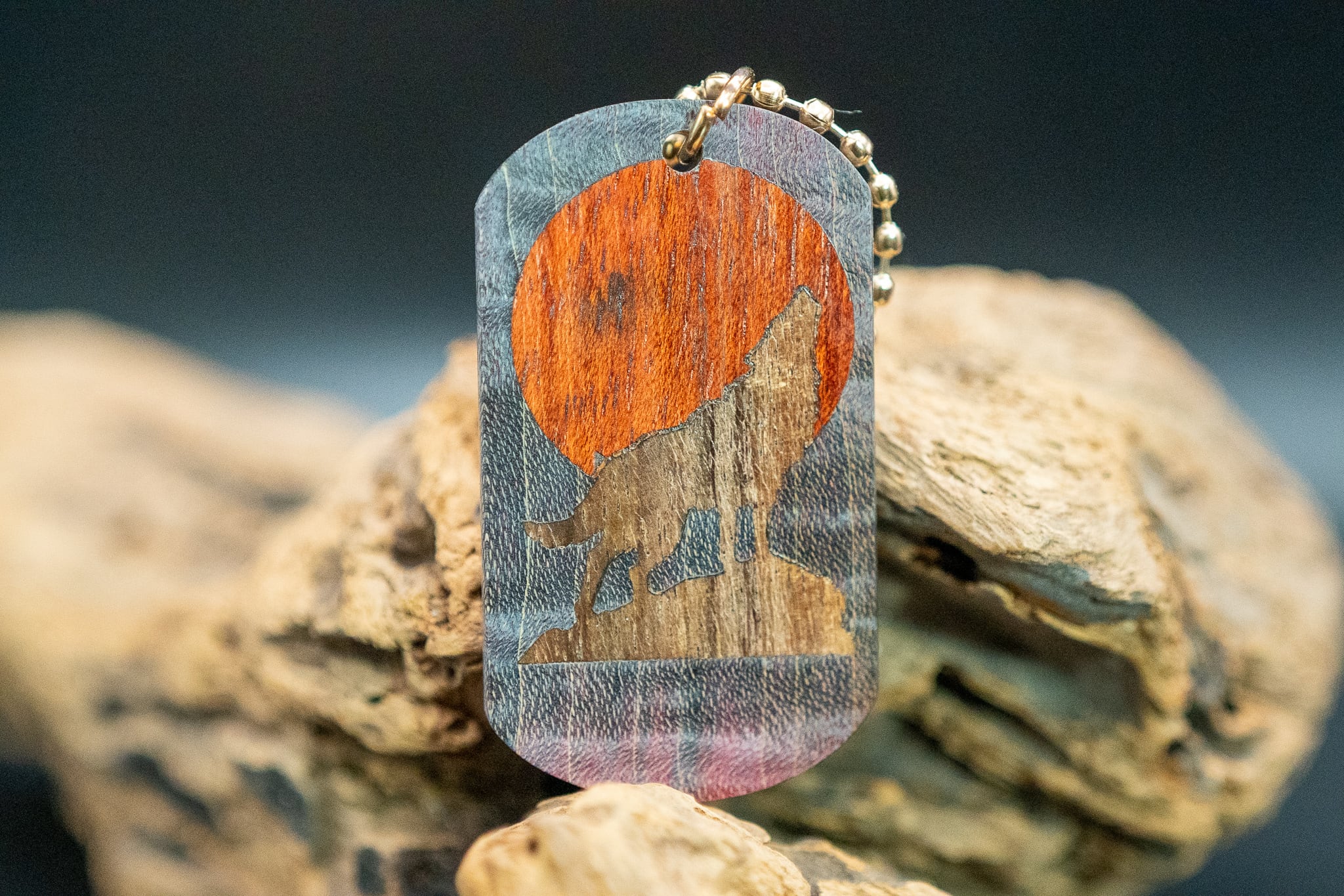 【Vicious ヴィシャス】スタビライズウッド 楓 縮杢 ドッグタグ 象嵌 月と狼