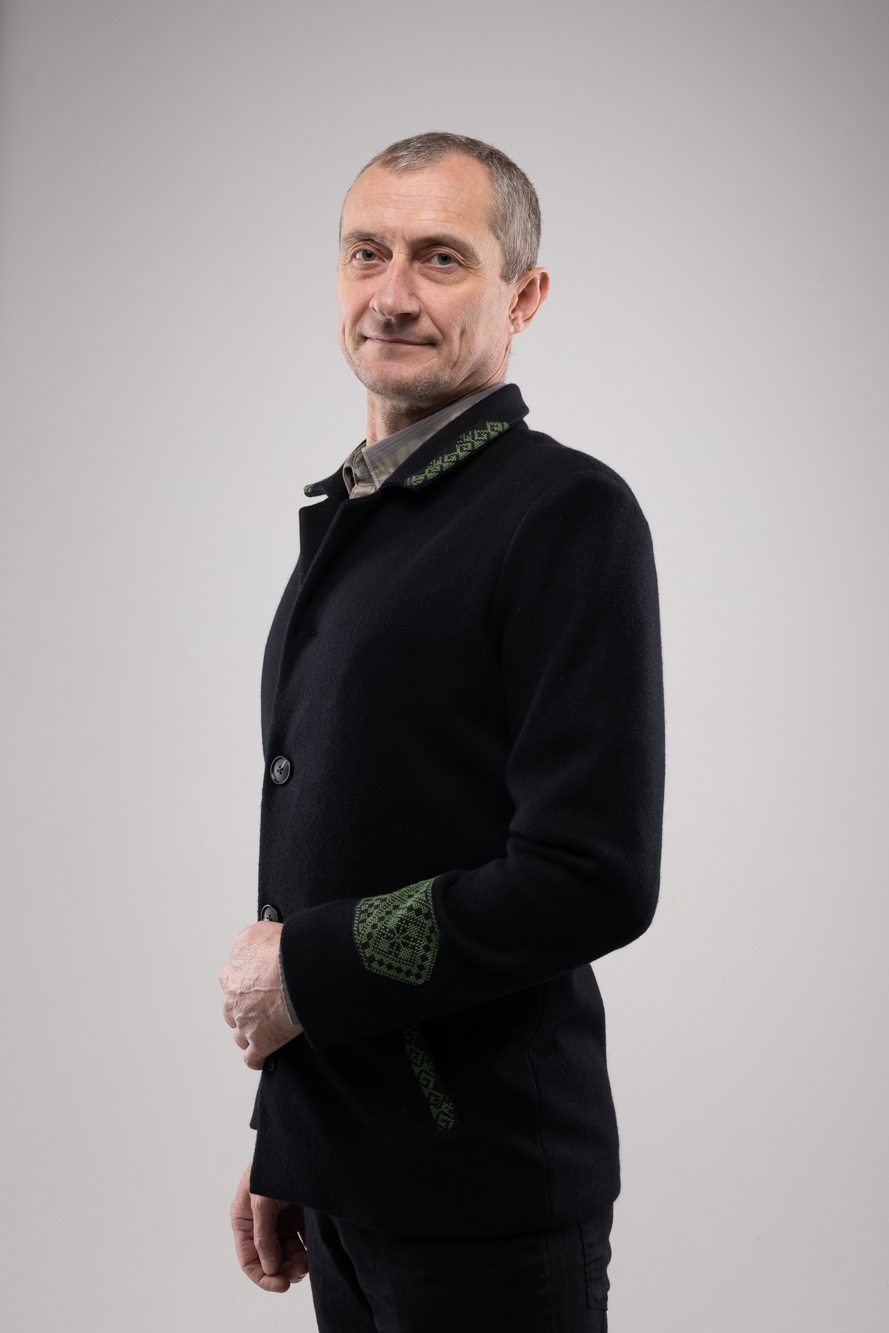 ウクライナ刺繍ジャケットコート　手縫い　プレミアムウール - 9