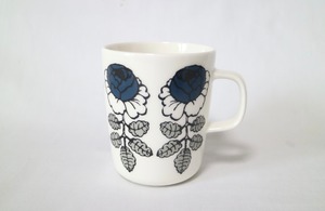 marimekko × Ksupermarket コラボマグカップ ヴィヒキルース濃青