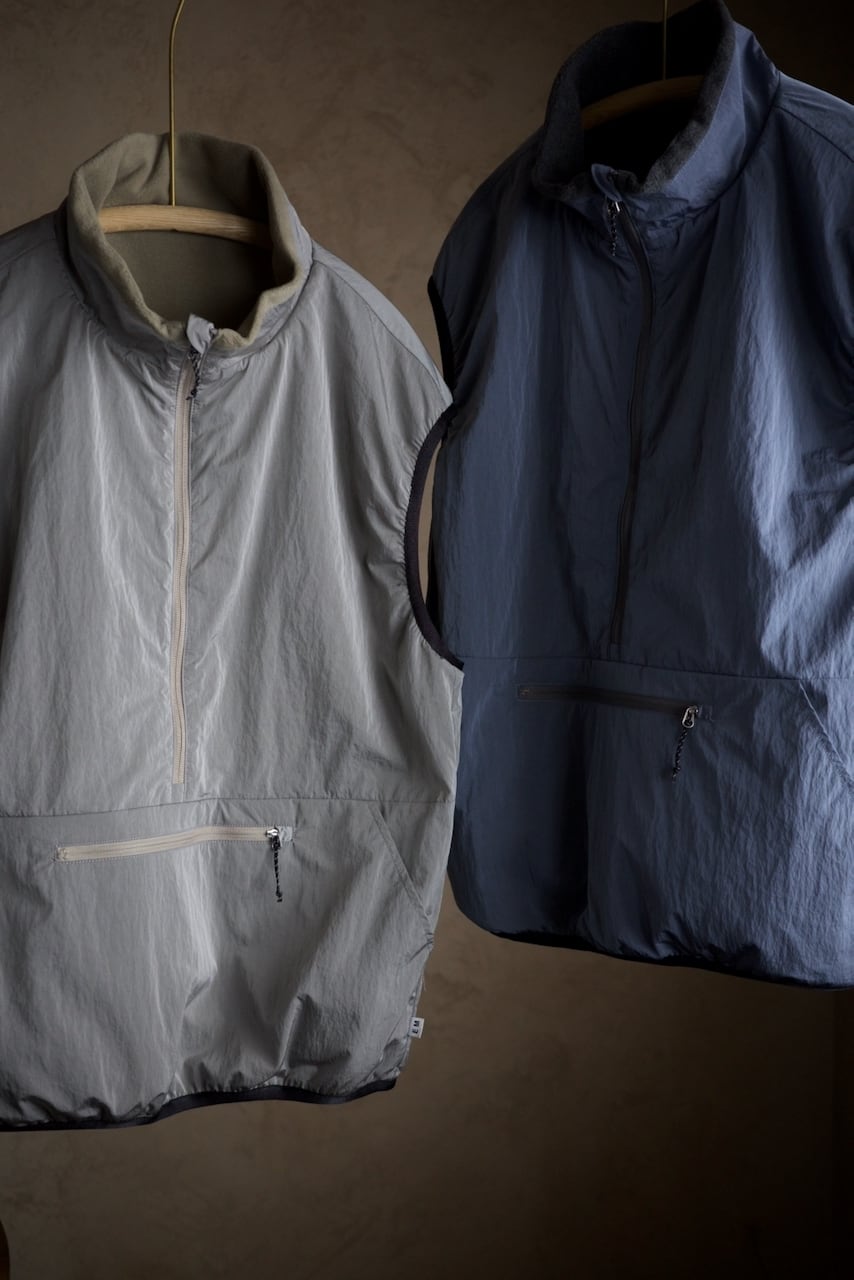 トップス Ends and means Reversible P/O Vest ENDS and MEANS - Reversible P/O Vest / Steel/Beige | Stripe Online