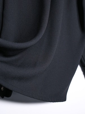 龍 embroidery oversize shirt
