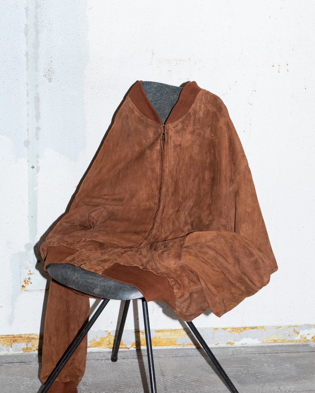 “HUGO BOSS” brown suede zip blouson / striped lining & leather facing