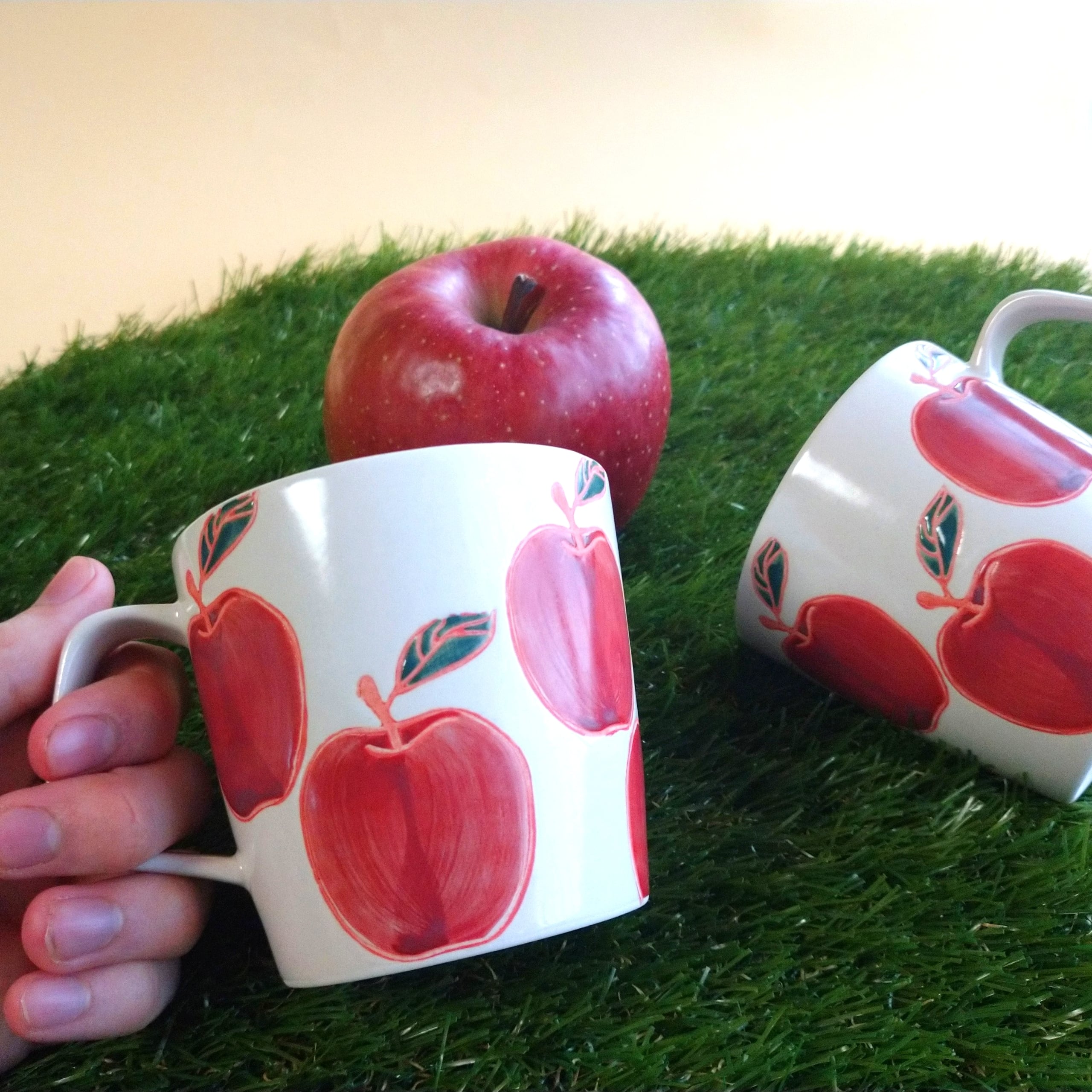 Apple 6色りんご マグカップ　貴重品 f9672d98f8f8b0a1e4e2a9b634d5c7