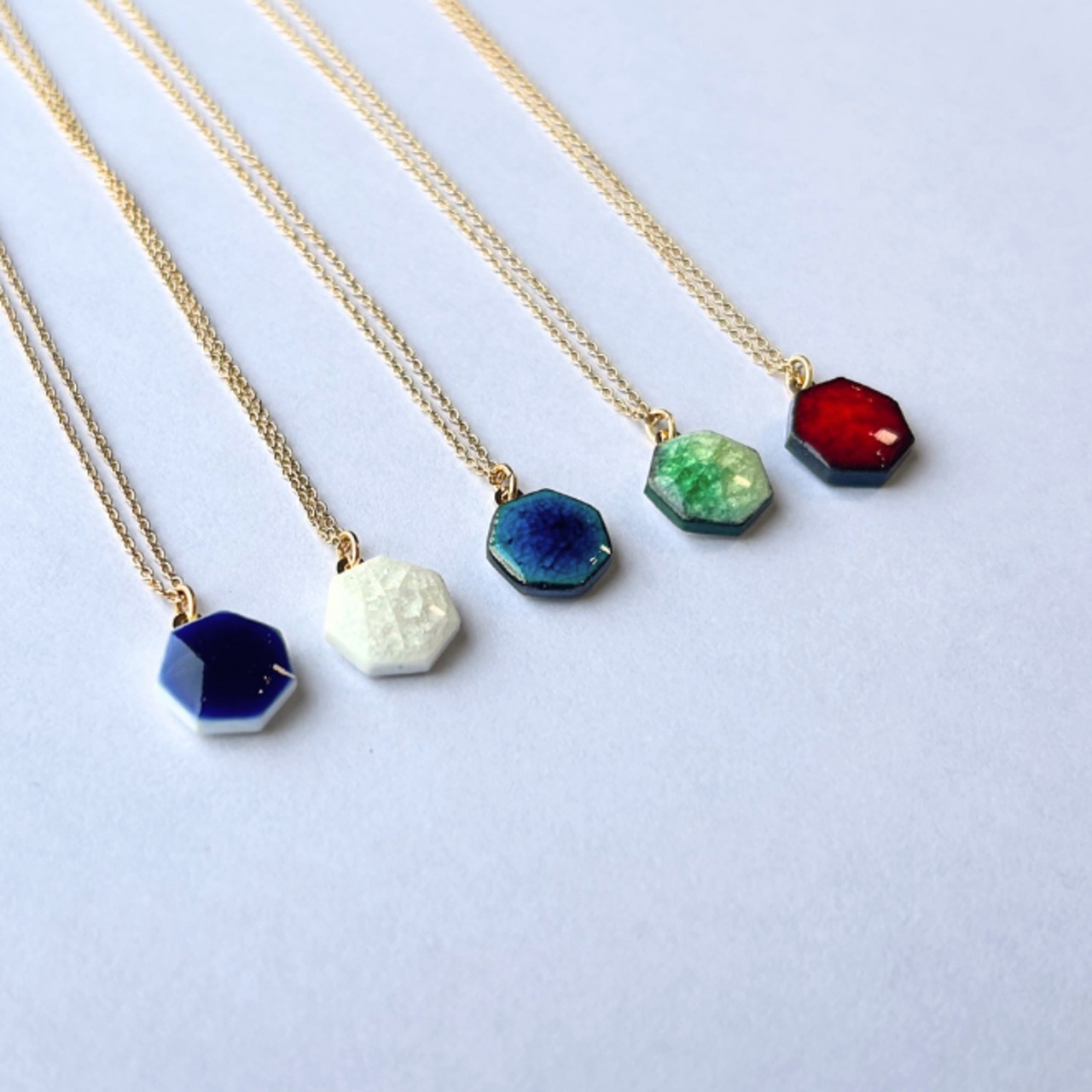 イロとカタチの選べる（純色・透色）　ペンダント