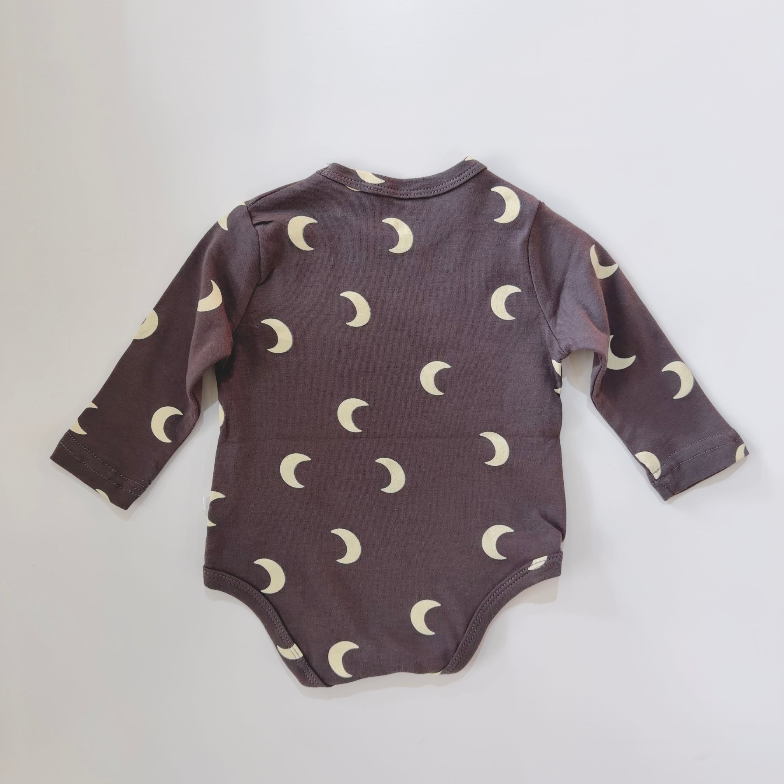 ムーンロンパース