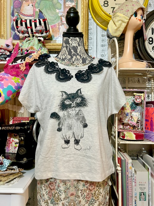 アンティーク黒ねこ　Tシャツ　ドルマン　フリーサイズ