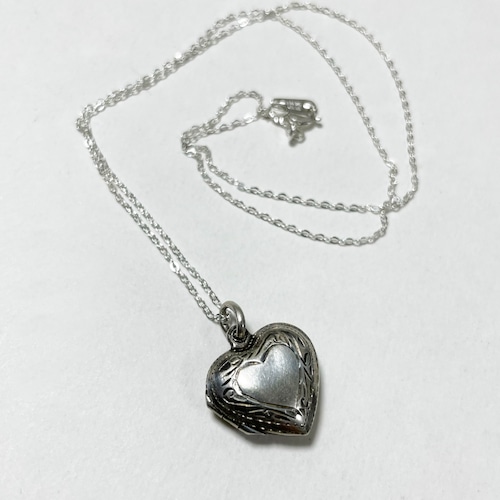 Vintage 925 Silver Carved Heart Locket  Pendant Necklace