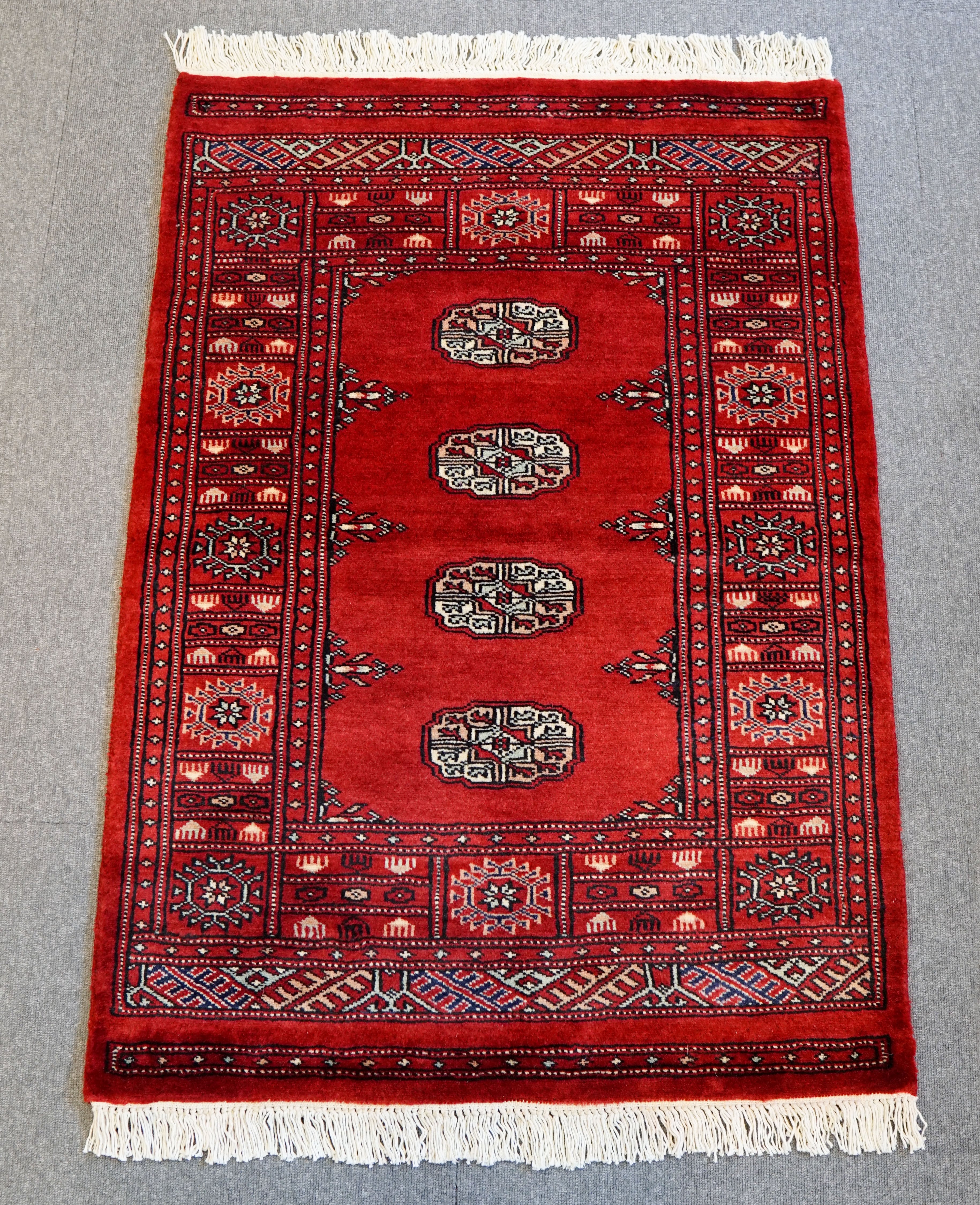 114×80cm【パキスタン手織り絨毯】 | Decorworks