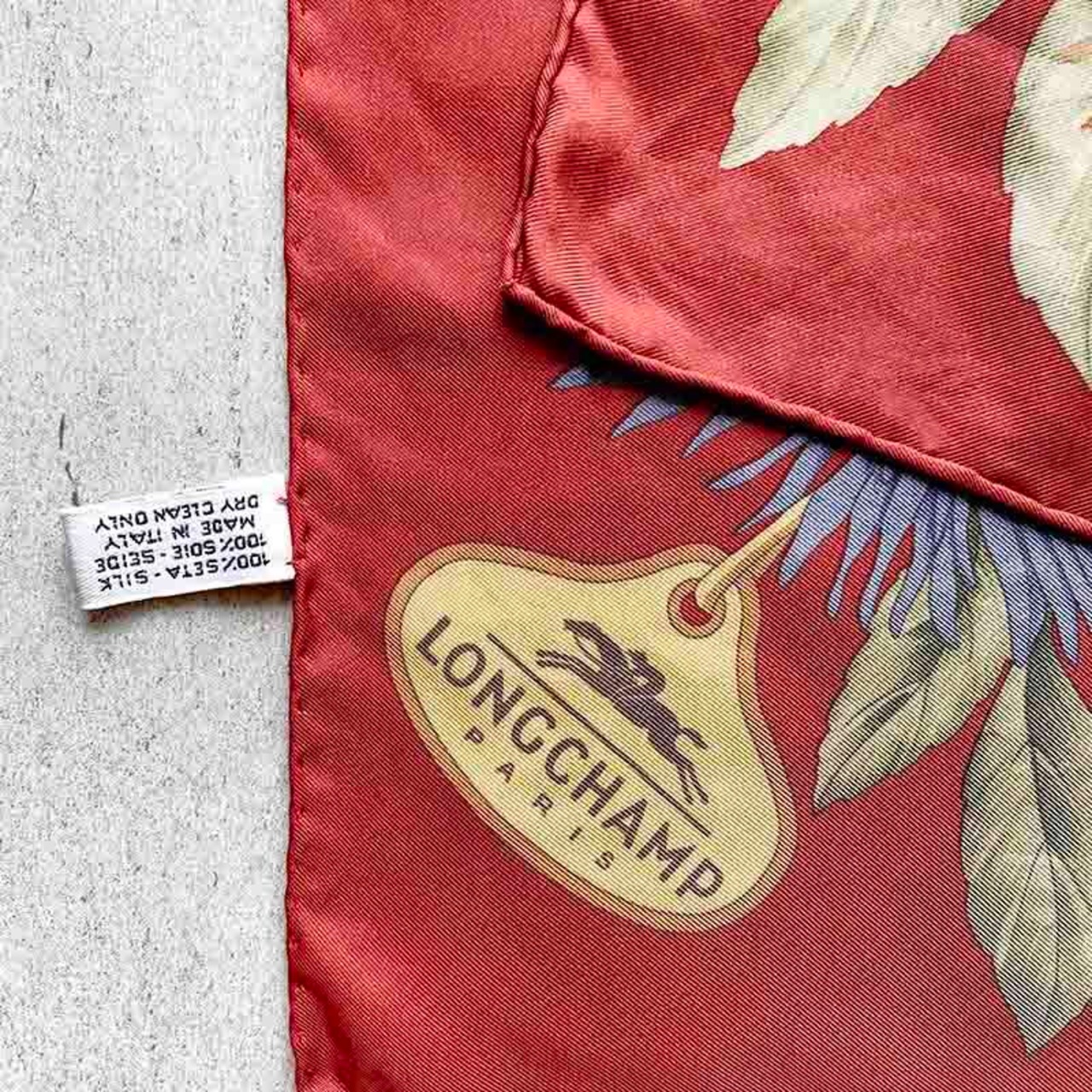 スカーフ　シルク100%　ロンシャン フランス 12ACbu5