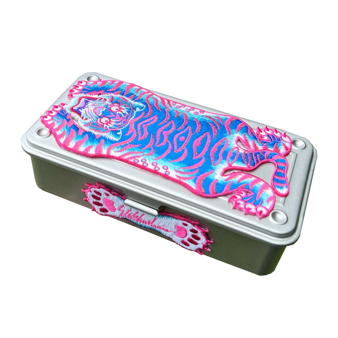 チベタンタイガーツールボックス