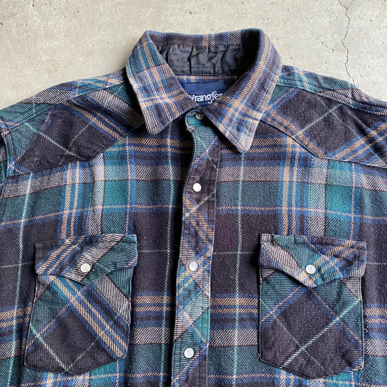 Wrangler 80s-90s 紺タグ チェックウエスタンヘビーネルシャツ L Wrangler 80s-90s 紺タグ チェックウエスタンヘビーネルシャツ L