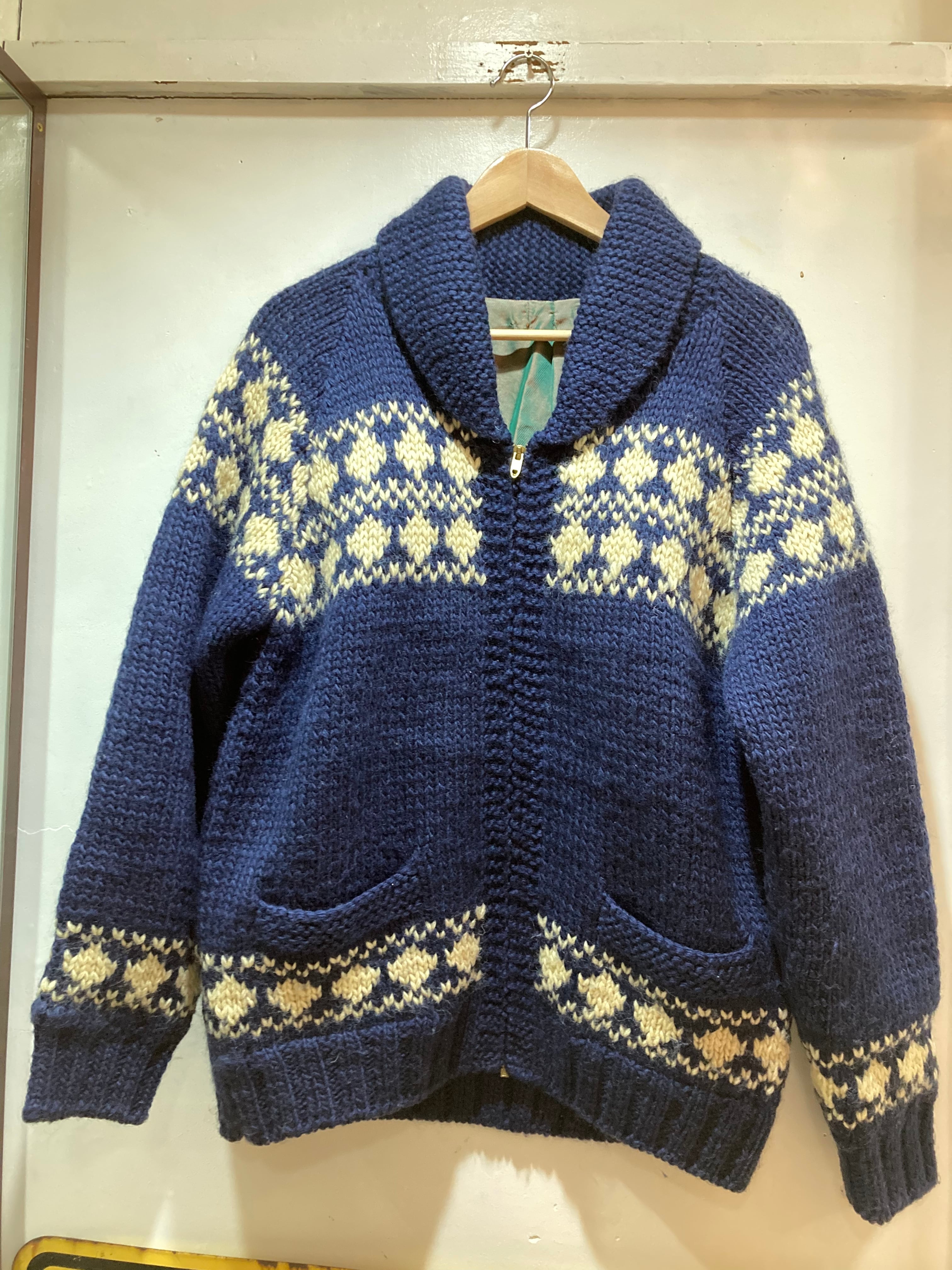 70s VINTAGE Cowichan knit  (beady clothing)