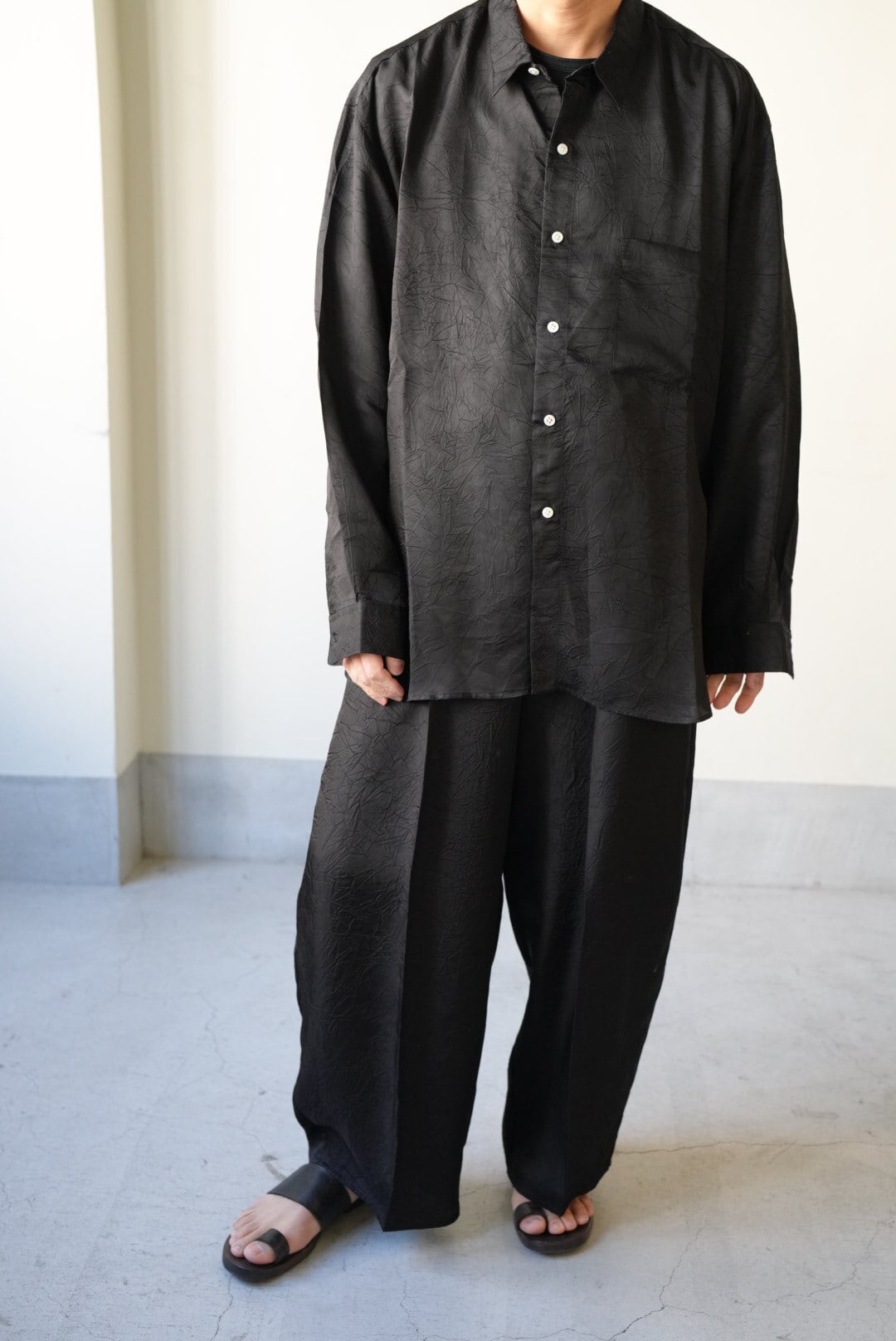 Cristaseya OVERSIZED PYJAMA PANTS BLACK | TOMMY'S KURAMAE