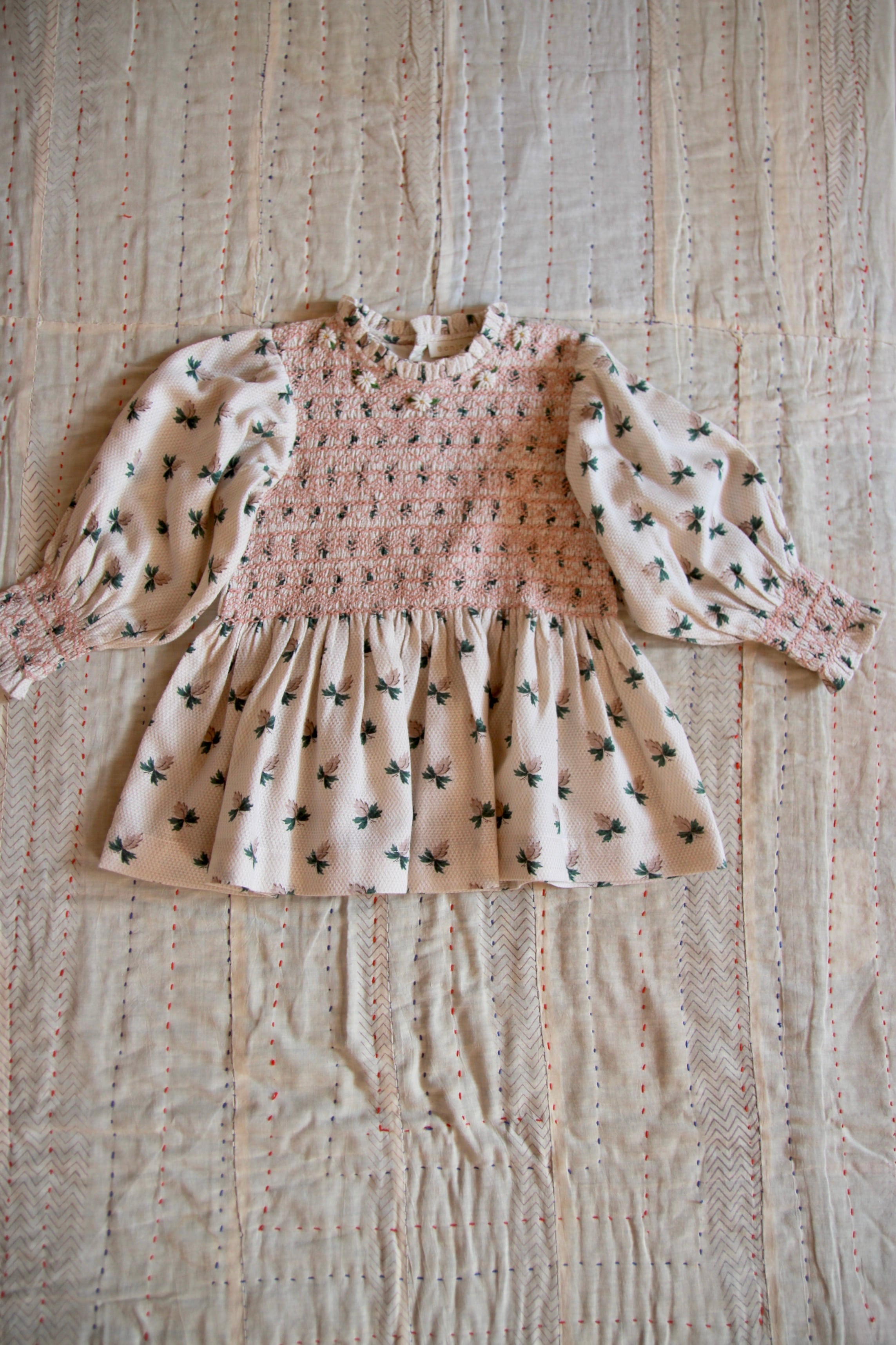 ボンジュールダイアリー　bonjour diary 8y ワンピース bonjour diary ワンピース 8y BONJOUR DIARY HANDSMOCK BLOUSE