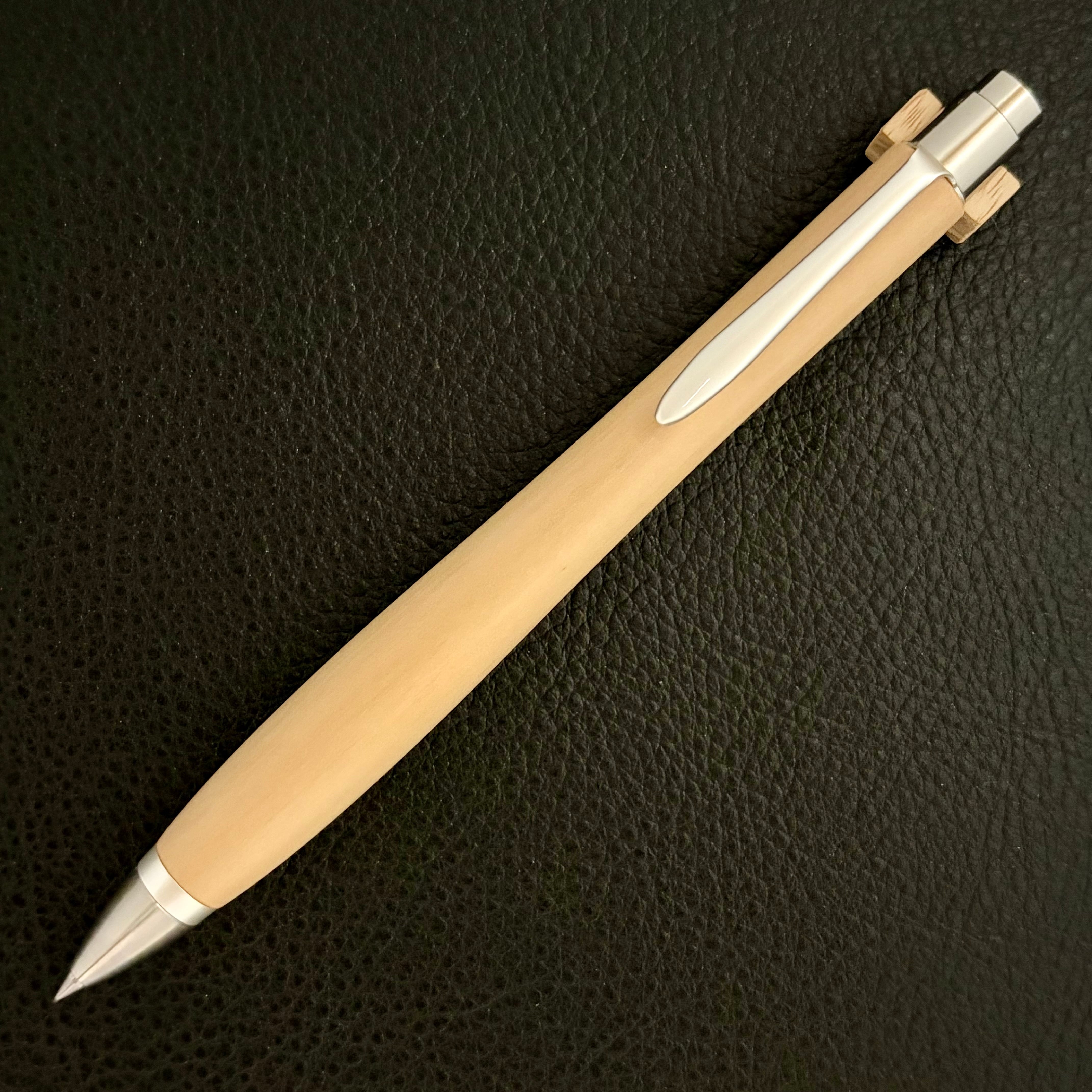匠衆・朱椿粋