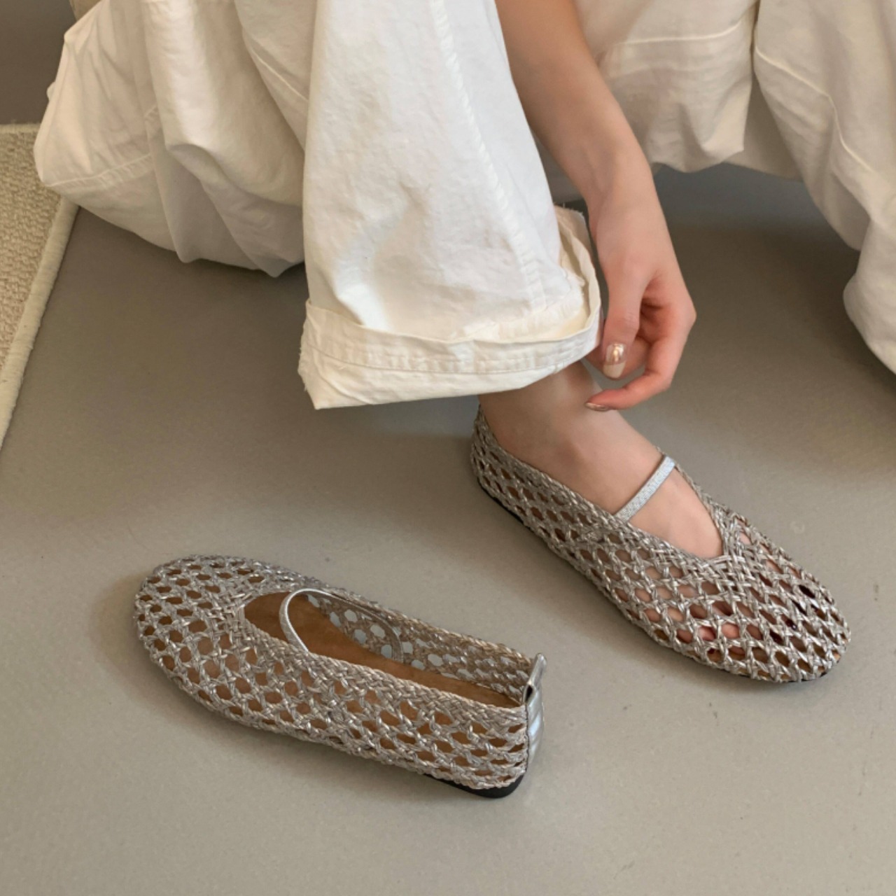 Filet Mesh Flat Shoes F0659