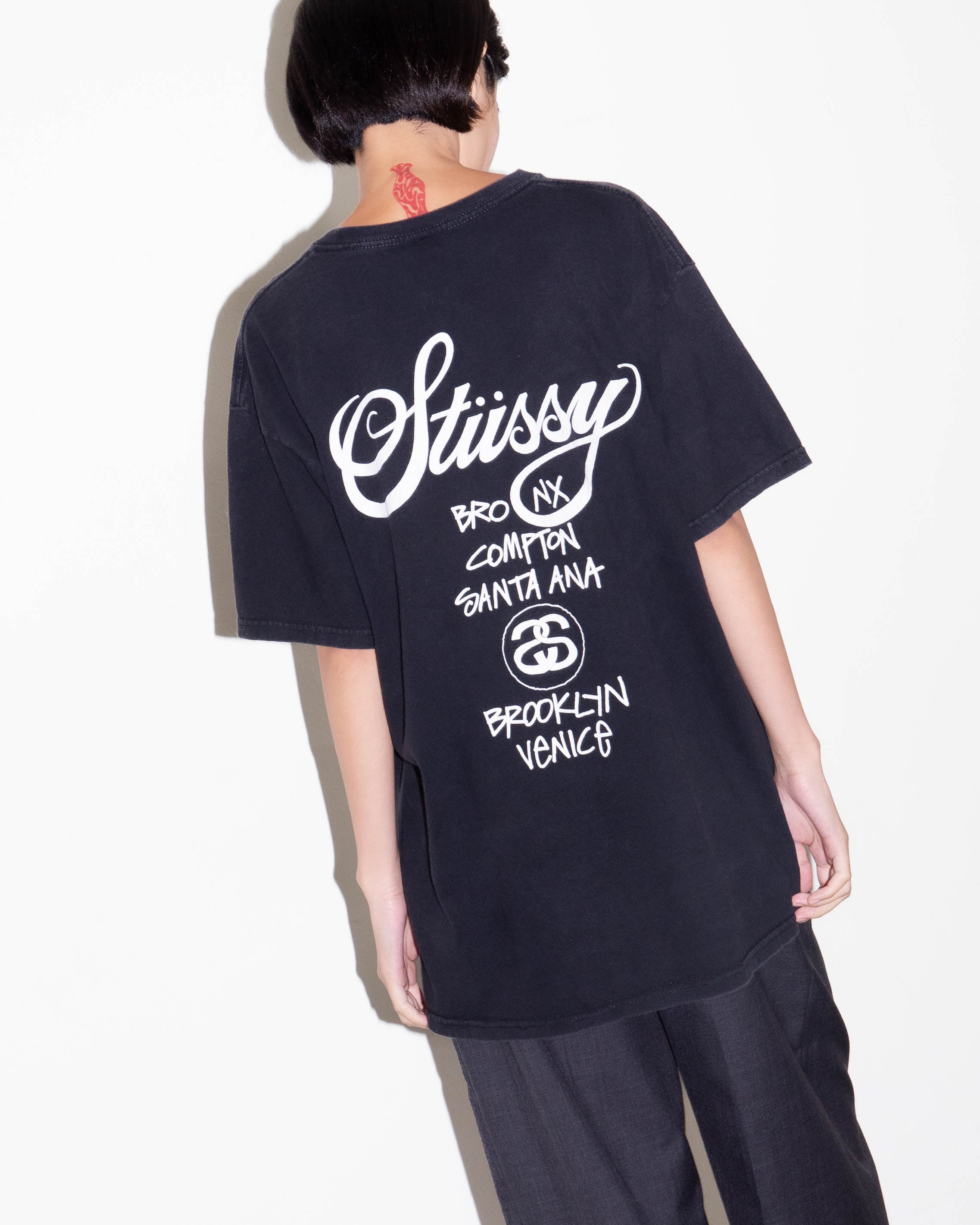 2000s STUSSY - world tour T-shirt | LUIK FINN