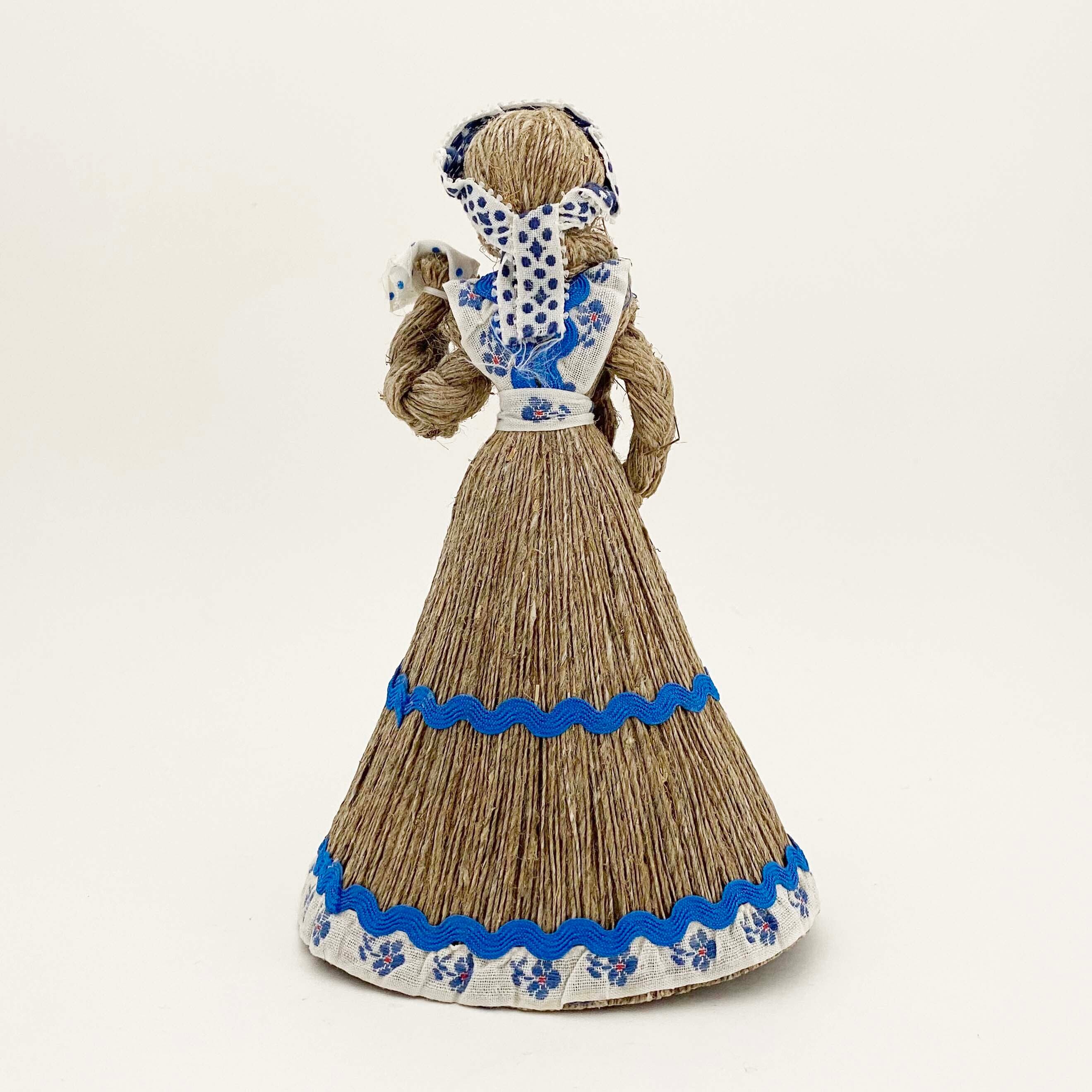 リトアニアの民族人形　ANDO製ヴィンテージ（麻ひものドレス）