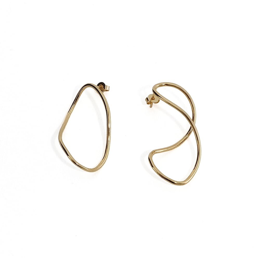 shesay アシンメトリーピアス | Zakka so-la