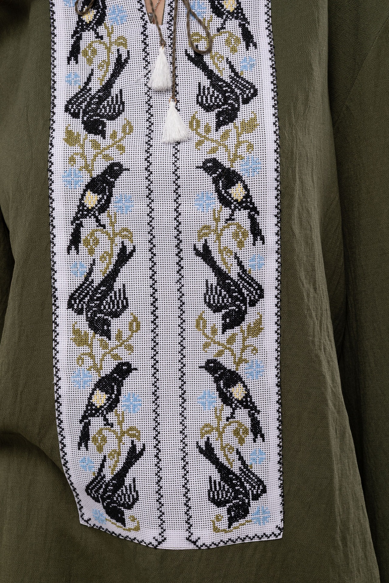 ウクライナ刺繍ヴィシヴァンカ　手刺繍　麻　レディース・フリーサイズ - 8