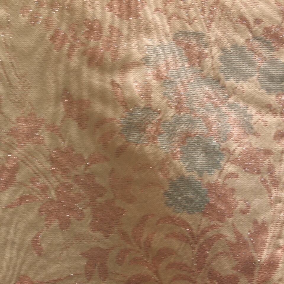 マジョリカ御召】薄いピンク色にキラキラ百花模様の着物 | ひふみ屋